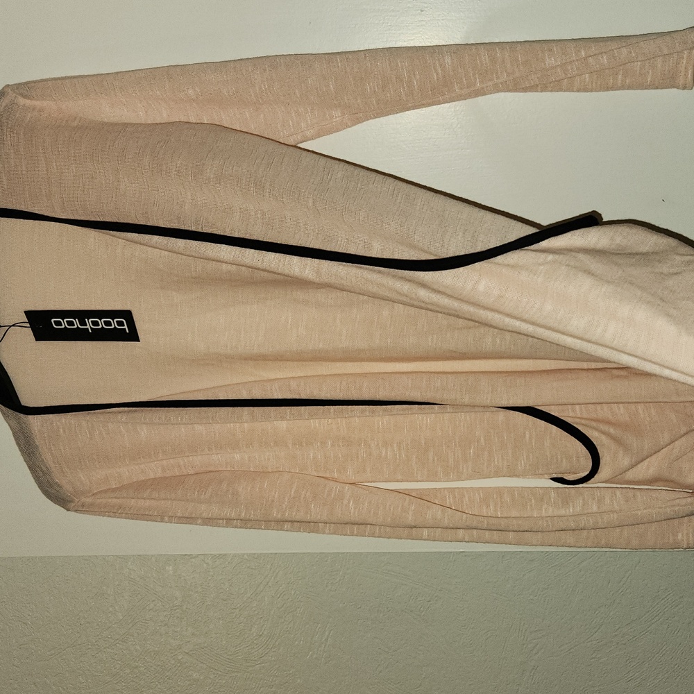 Cardigan - Picture 2 of 4